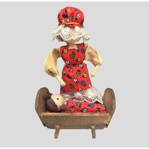 Vintage Handmade Corn Husk Doll Mother & Baby Girl in Wood Cradle Clothes 4.5"